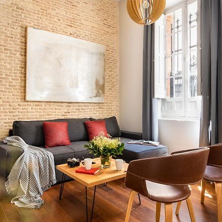 Imperial Luxury Apartment セビリア エクステリア 写真