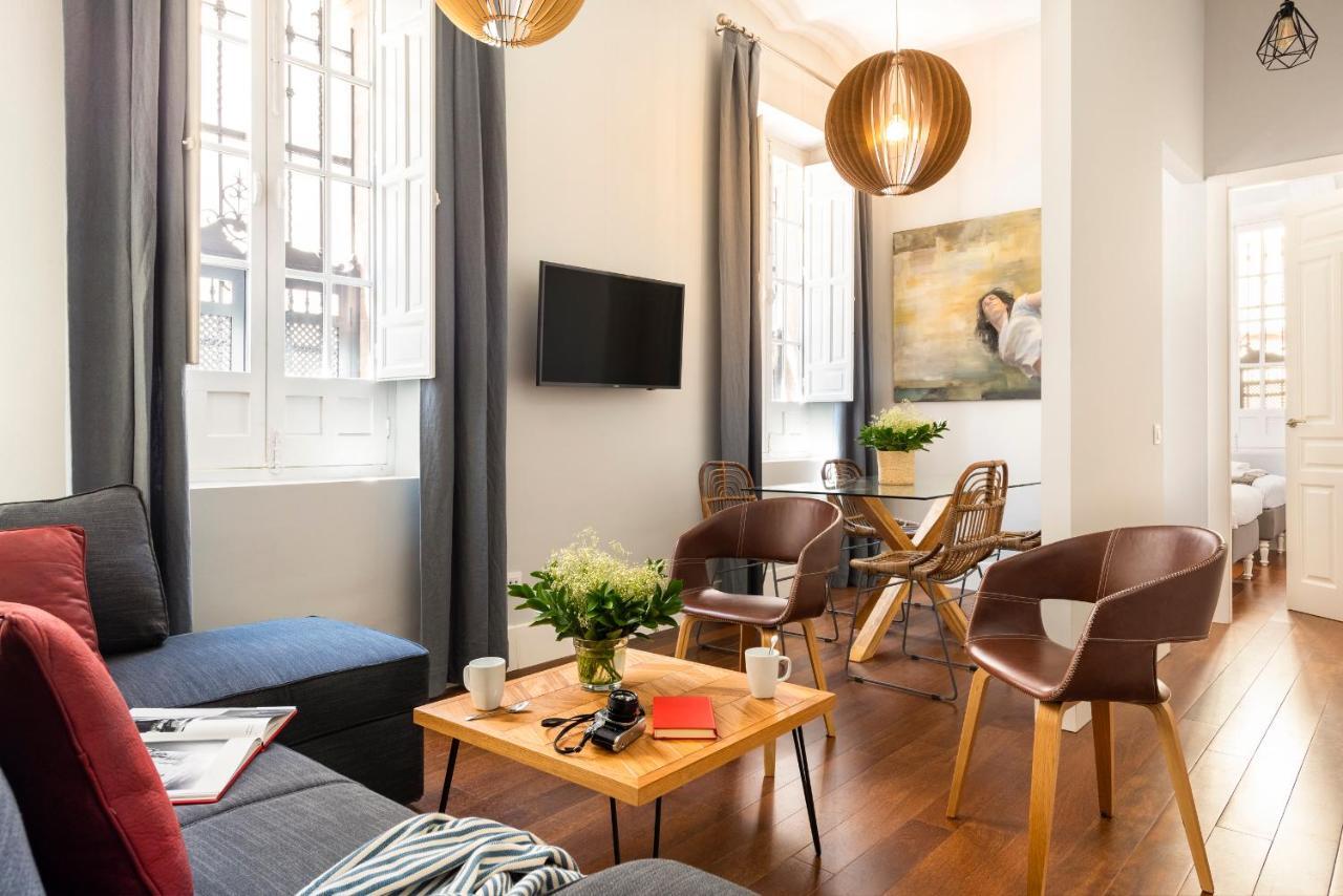 Imperial Luxury Apartment セビリア エクステリア 写真